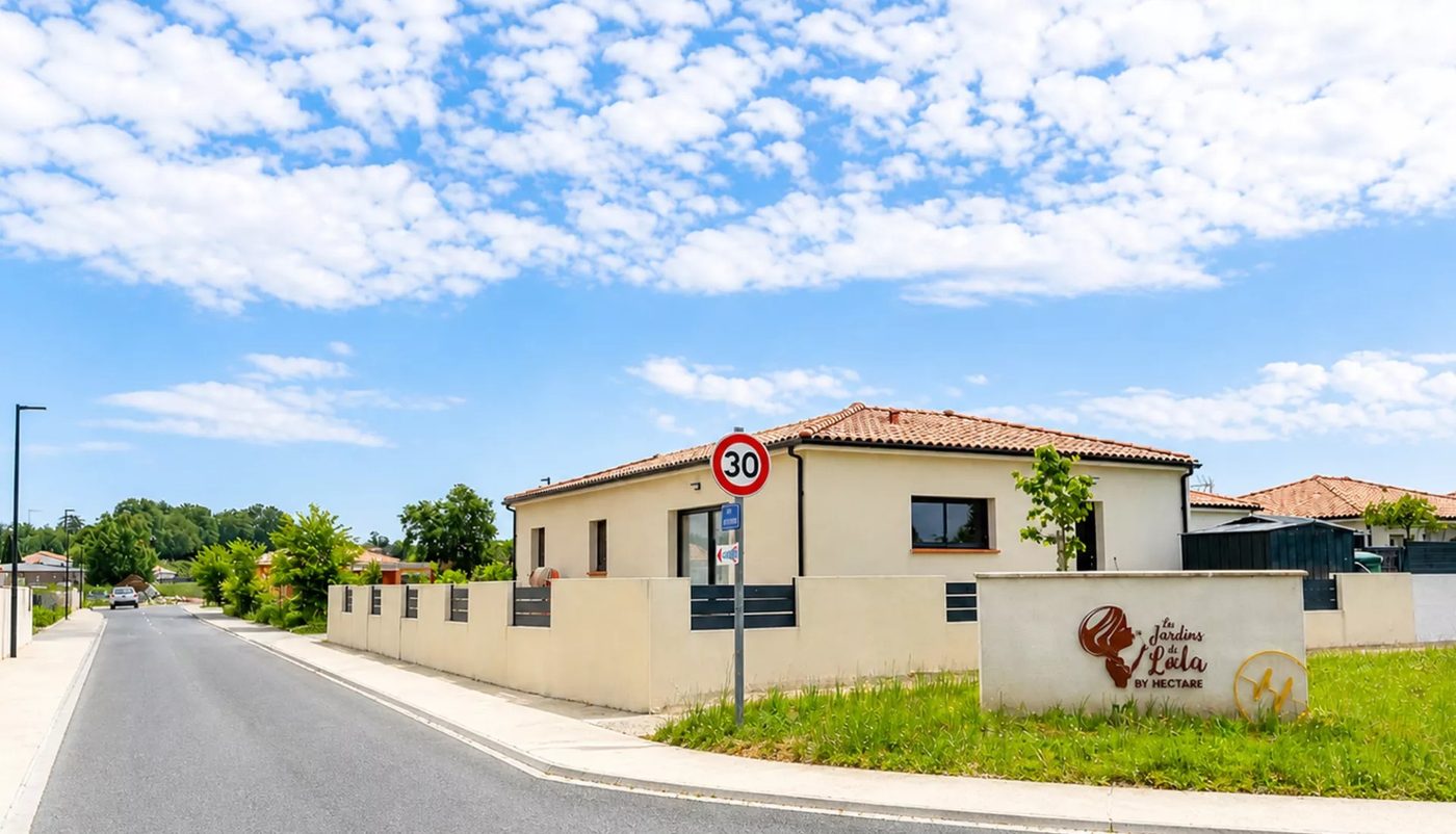 Entrance to the delivered neighbourhood at Brens